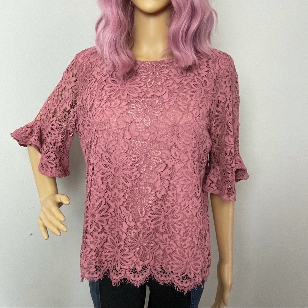 Nanette by Nanette Lepore Lace Blouse Ruffled Sleeves Scalloped Hem Size Medium